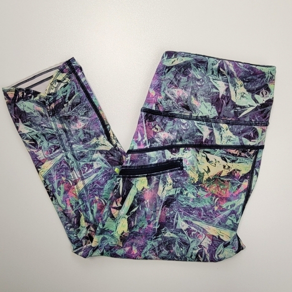 Lululemon Multi-Color Cropped Running Leggings Women's Size 4 Pre-owed - Picture 1 of 9